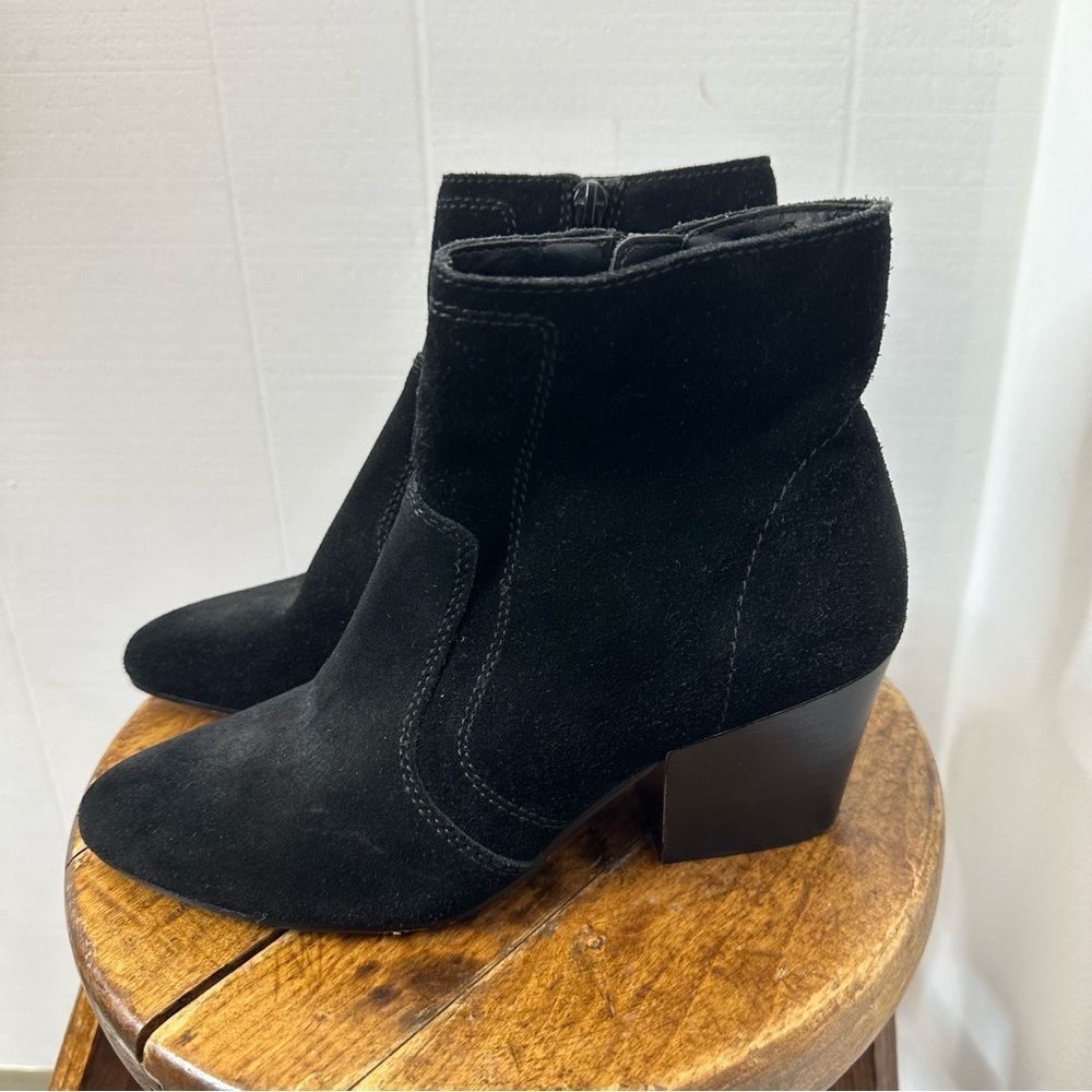 Chelsea & Violet Solid Black Size 6.5 Suede Ankle Booties with Block Heel Jane